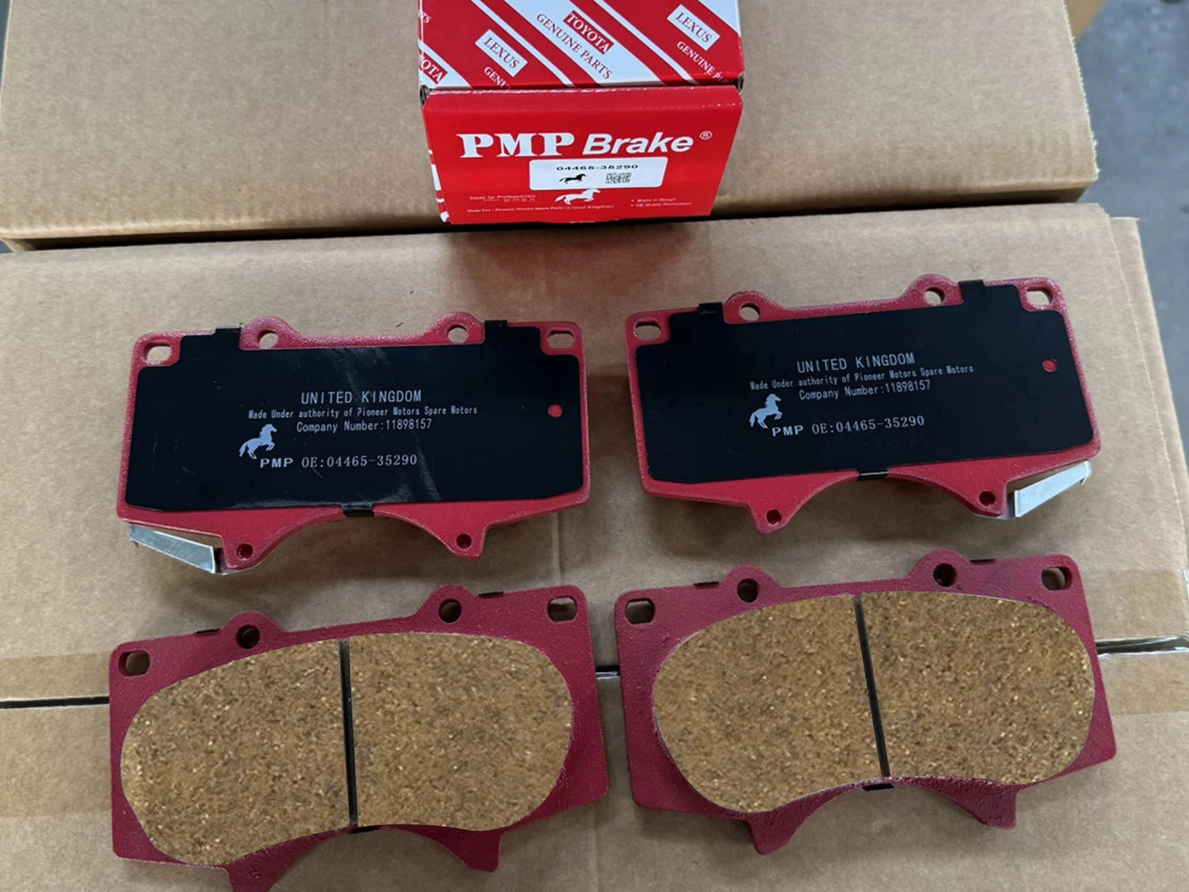 Photo of brown Metallic Brake Pads